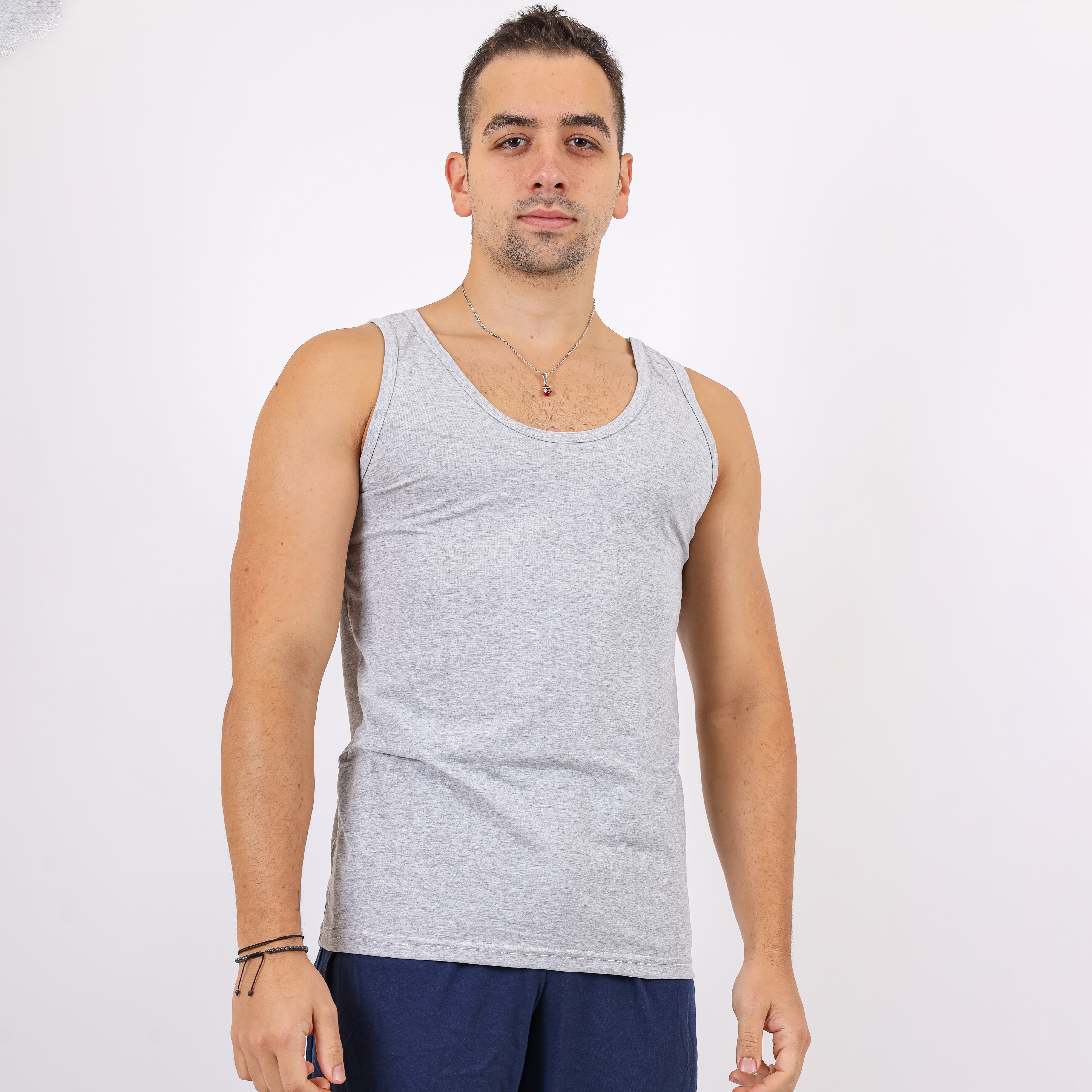 Тениски, потници